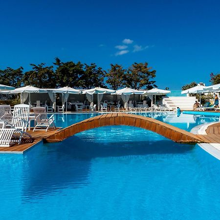 Chora Resort Hotel & Spa Folegandros Town Exterior photo